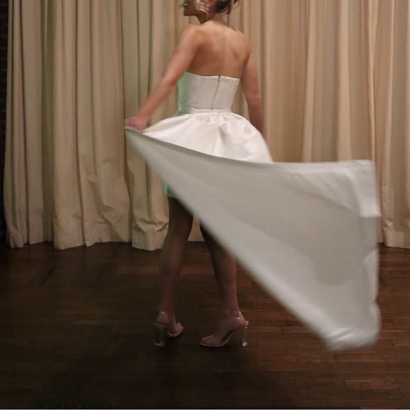 REFORMATION LILIWEN DRESS SZ 0 - Picture 6 of 6